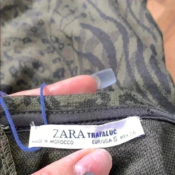 ❤️BNWOT Zara trafaluc animal print jumpsuit  size S - Picture 7 of 7